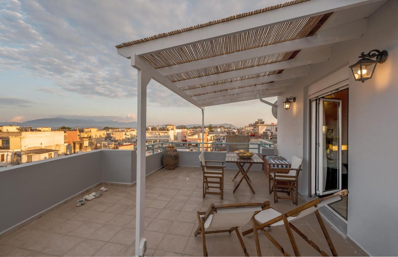 Apostolos Loft - Cozy Loft In The Center Of Preveza Bagian luar foto